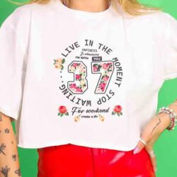 Cropped Live In The Moment