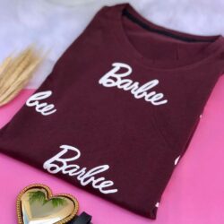 T-Shirt Barbie - Vários Logos