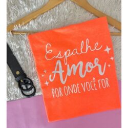 T-Shirt Espalhe Amor por Onde Você for