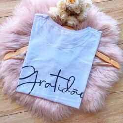 T-Shirt Gratidão - Escrita de Mão