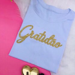 T-Shirt Gratidão - Traço Grosso