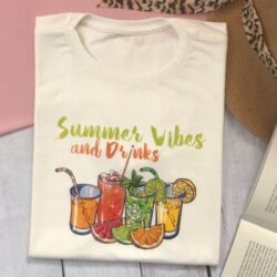 T-Shirt Summer Vibes and Drinks