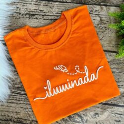 T-Shirt Iluminada - Escrita Letra de Mão
