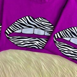 T-Shirt Kiss - Estampa Zebrinha