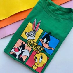 T-Shirt Looney Tunes - Personagens em Quadrinhos