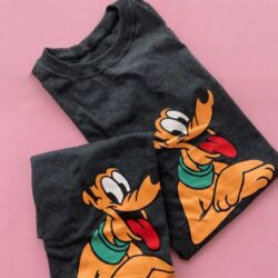 T-Shirt Pluto - Logo Cabeça e Patas