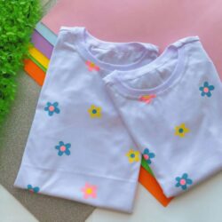 T-Shirt Flores - Multi Mini Logos