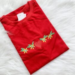 T-Shirt Coração & Flores - Bordado