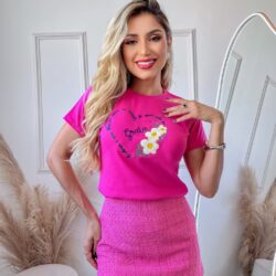 T-Shirt Coração Florido - Grata