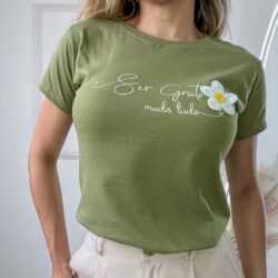T-Shirt Flor - Ser Grata por Tudo