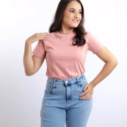 T-Shirt Flores - Detalhezinho