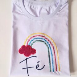 T-Shirt Arco Íris - Fé